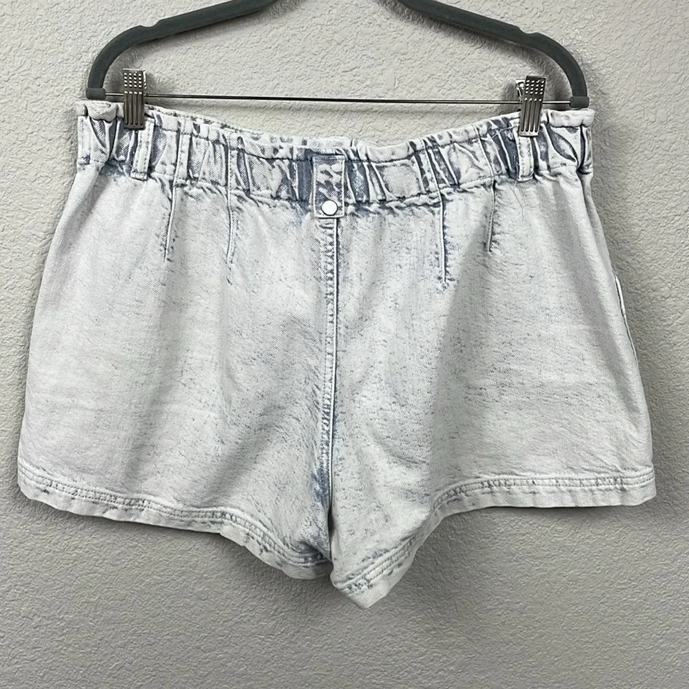 By Anthropologie Acid Wash Whitewash Denim Stretch Waist Paperbag Shorts Sz 8